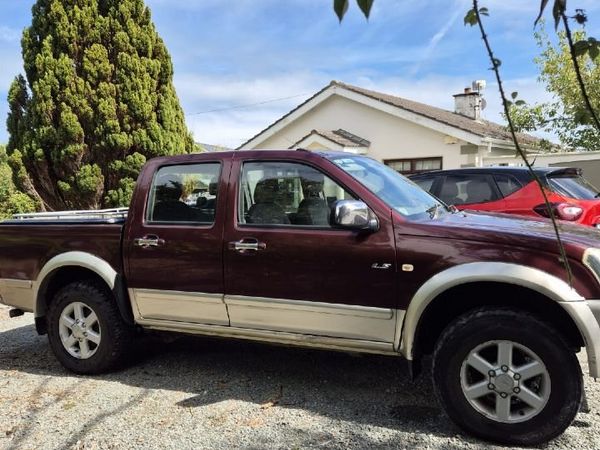 Isuzu D-Max Crew Cab, Diesel, 2004, Red