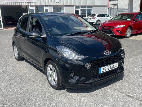 Hyundai i10 Hatchback, Petrol, 2021, Black