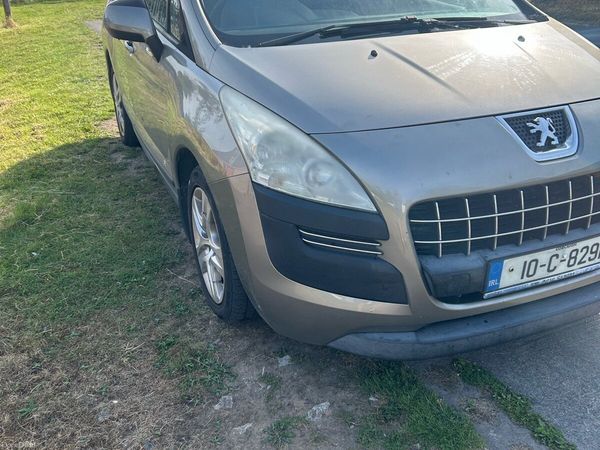 Peugeot 3008 MPV, Diesel, 2010, Grey