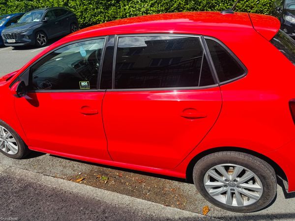 Volkswagen Polo Hatchback, Petrol, 2016, Red