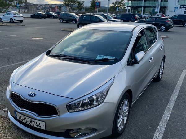 Kia Ceed Hatchback, Diesel, 2014, Silver