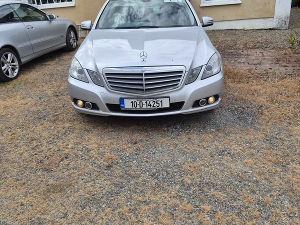 Mercedes-Benz E-Class Saloon, Diesel, 2010, Silver