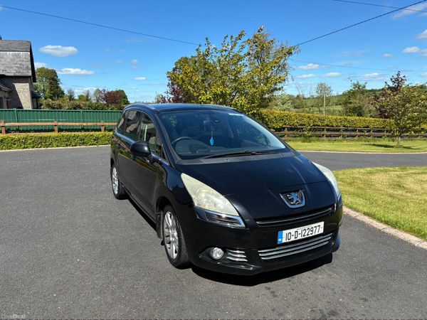 Peugeot 5008 MPV, Diesel, 2010, Black