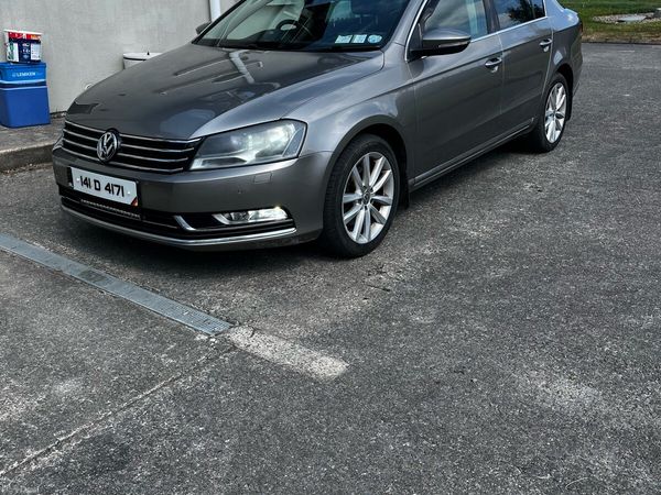 Volkswagen Passat Saloon, Diesel, 2014, Brown