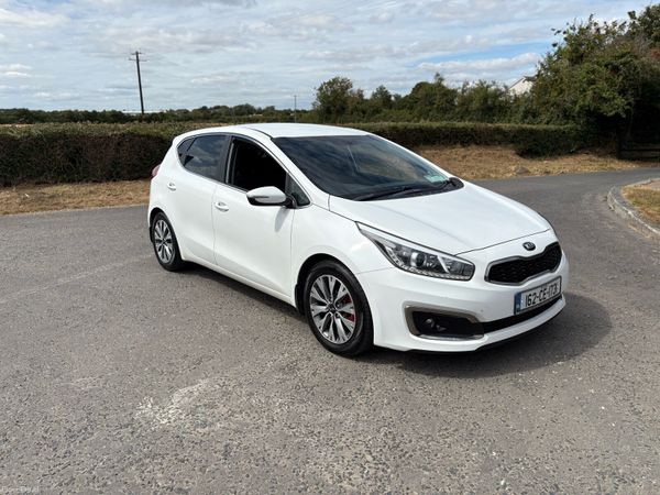Kia Ceed Hatchback, Diesel, 2016, White