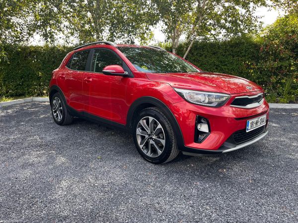 Kia Stonic Estate/Jeep, Petrol, 2018, Red