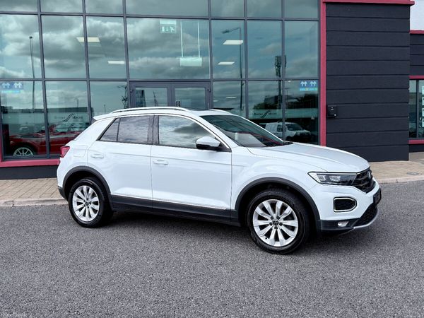 Volkswagen T-Roc SUV, Petrol, 2022, White