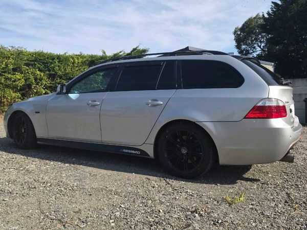 BMW 5-Series Saloon, Diesel, 2008, Grey
