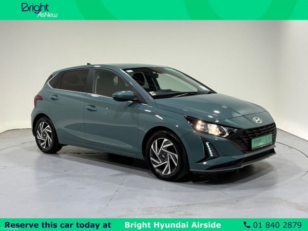 Hyundai i20 Hatchback, Petrol, 2024, Green
