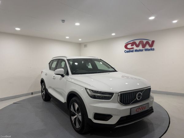 Volvo XC40 SUV, Petrol Plug-in Hybrid, 2022, White