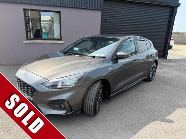 Ford Focus Hatchback, Diesel, 2019, Grey