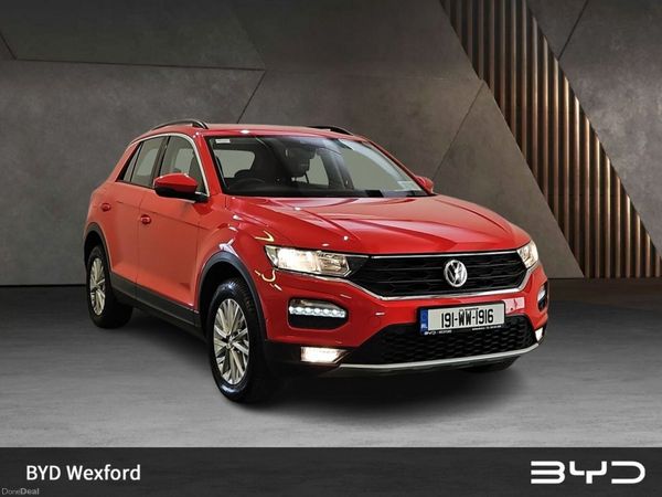 Volkswagen T-Roc SUV, Diesel, 2019, Red