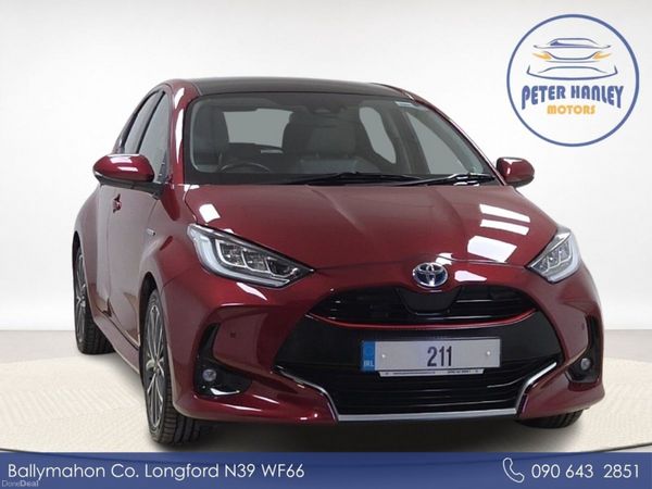 Toyota Yaris Hatchback, Petrol Hybrid, 2021, Red