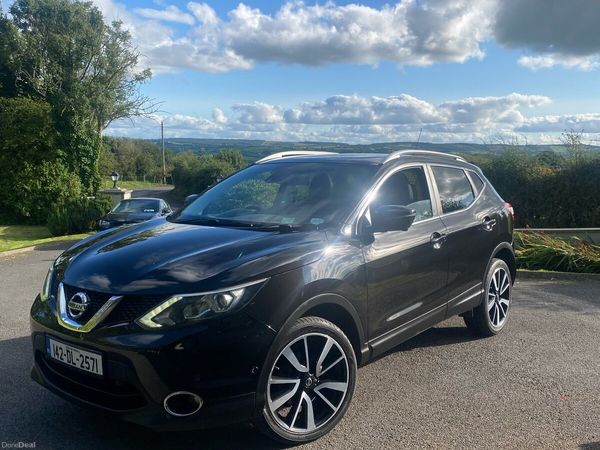Nissan Qashqai Hatchback, Diesel, 2014, Black