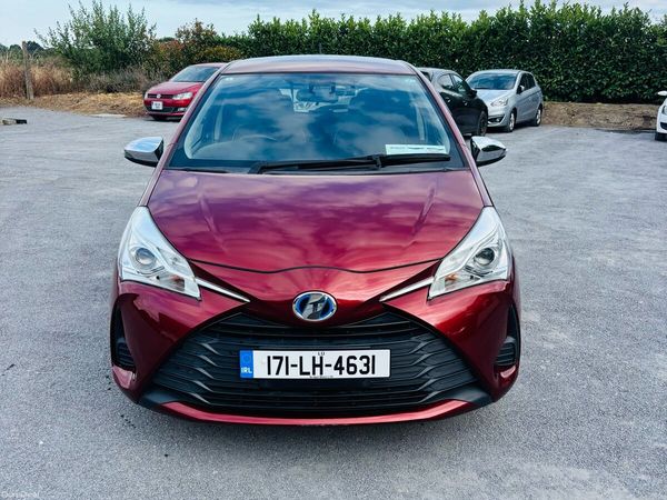Toyota Vitz Hatchback, Petrol Hybrid, 2017, Red