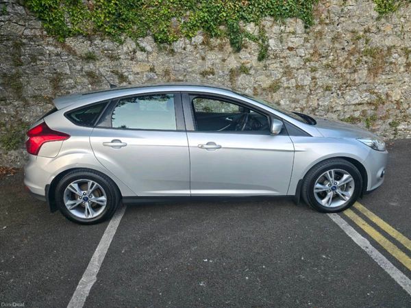 Ford Focus Hatchback, Diesel, 2014, Silver