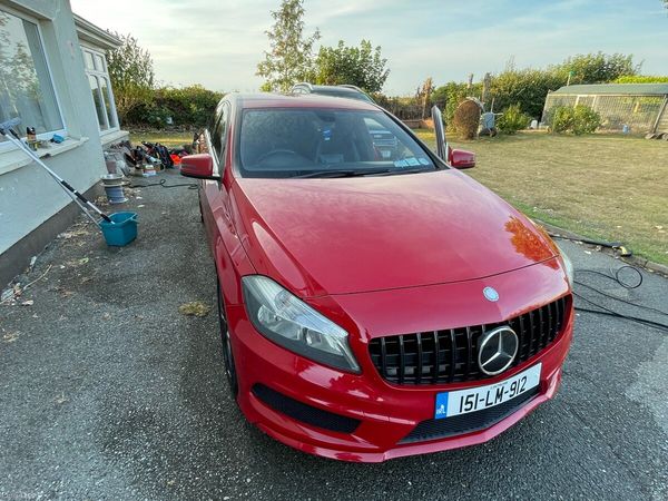 Mercedes-Benz A-Class Hatchback, Diesel, 2015, Red