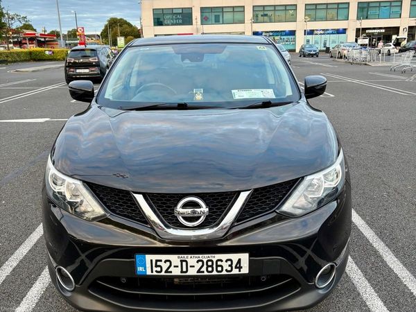 Nissan Qashqai Hatchback, Petrol, 2015, Black