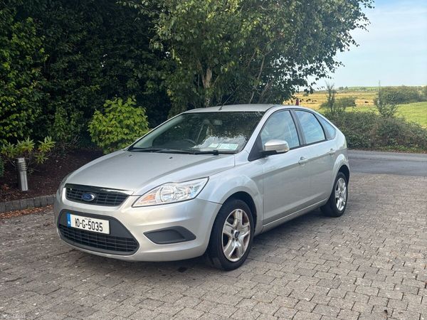 Ford Focus Hatchback, Diesel, 2010, Silver