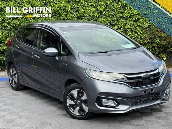 Honda Fit Hatchback, Petrol Hybrid, 2018, Grey