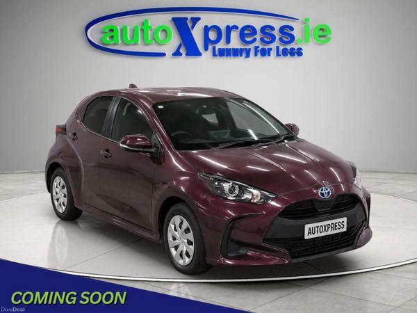 Toyota Yaris Hatchback, Petrol Hybrid, 2021, Red