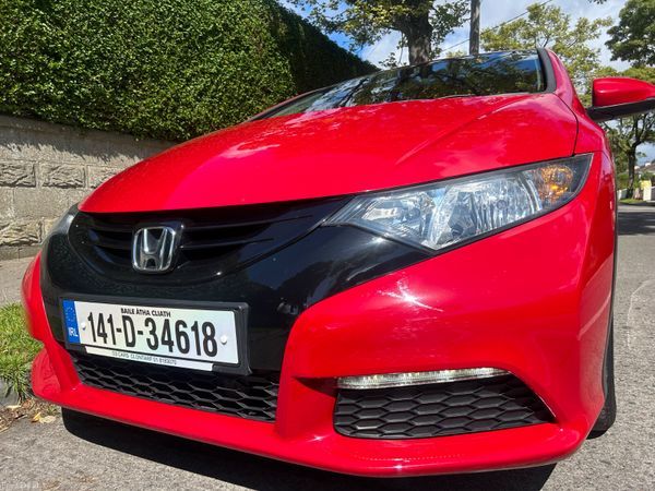 Honda Civic Hatchback, Petrol, 2014, Red