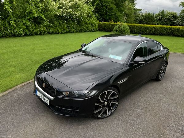 Jaguar XE Saloon, Diesel, 2017, Black