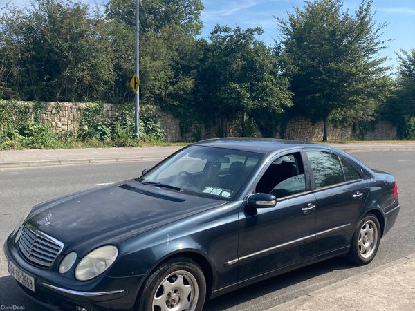 Mercedes-Benz E-Class Saloon, Petrol, 2004, Black