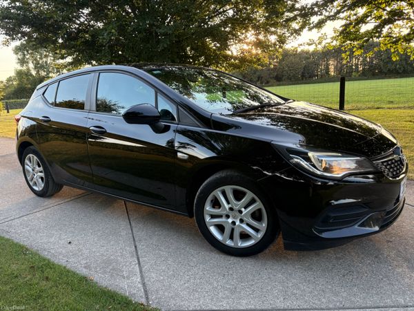 Opel Astra Hatchback, Diesel, 2020, Black