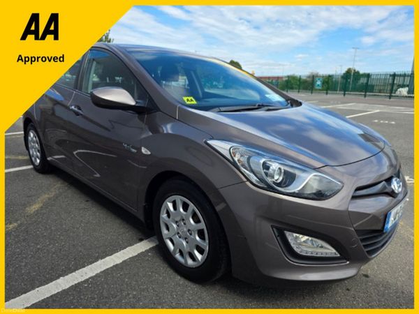 Hyundai i30 Hatchback, Petrol, 2014, Bronze