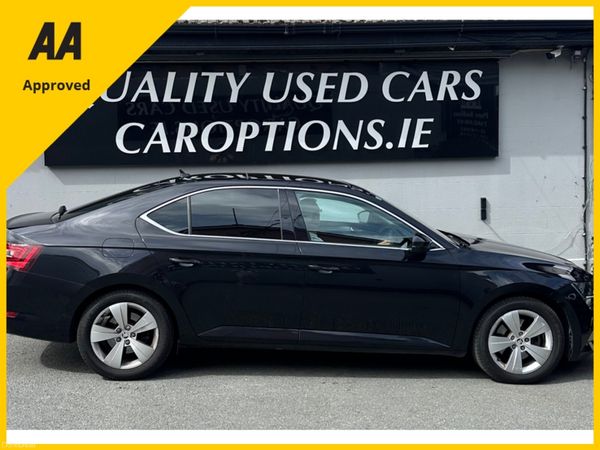 Skoda Superb Hatchback, Diesel, 2016, Black