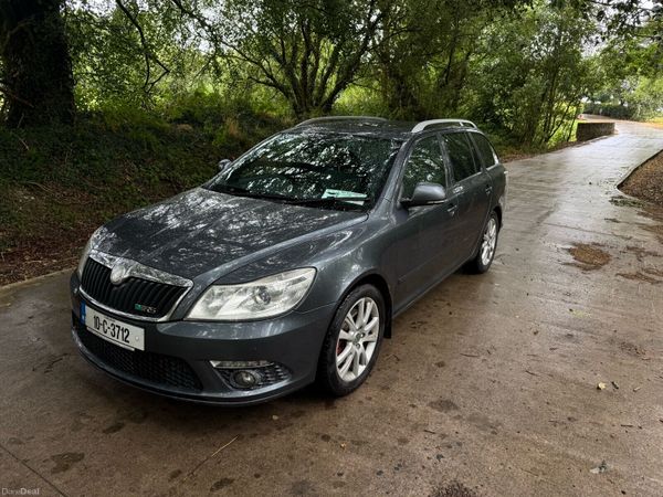 Skoda Octavia Estate, Diesel, 2010, Grey