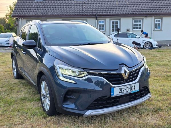 Renault Captur Hatchback, Petrol, 2021, Blue