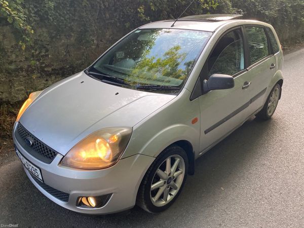 Ford Fiesta Hatchback, Petrol, 2006, Silver