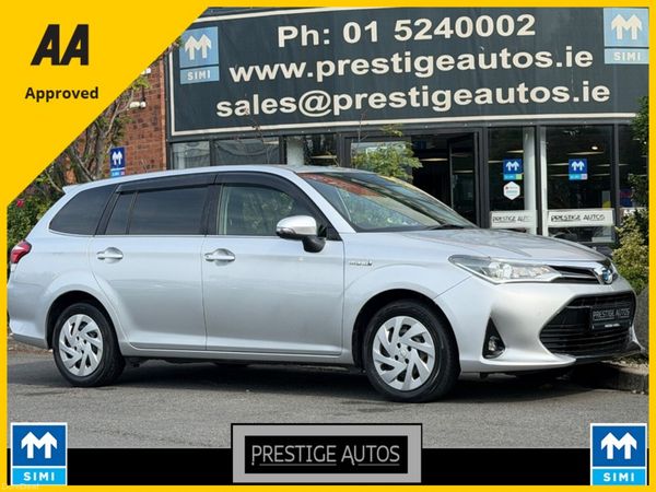 Toyota Corolla Estate, Petrol Hybrid, 2018, Silver