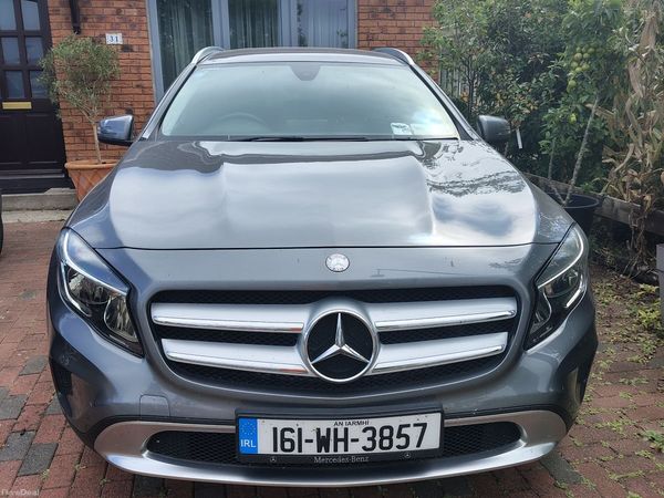Mercedes-Benz GLA SUV, Diesel, 2016, Grey