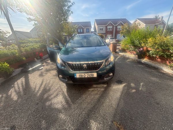 Peugeot 2008 Estate, Petrol, 2019, Green