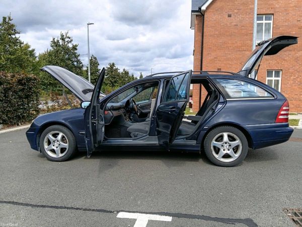 Mercedes-Benz C-Class Estate, Diesel, 2003, Blue