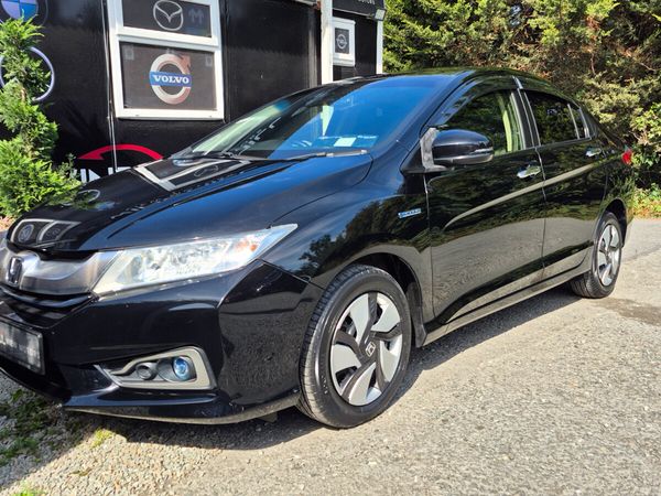 Honda Grace Saloon, Petrol Hybrid, 2015, Black