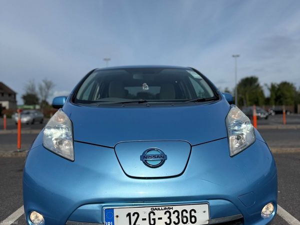 Nissan Leaf Hatchback, Electric, 2012, Blue