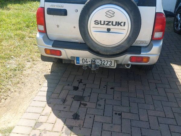 Suzuki Grand Vitara SUV, Petrol, 2004, Silver