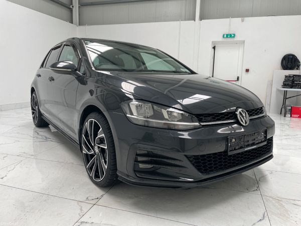 Volkswagen Golf Hatchback, Diesel, 2017, Grey