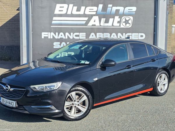 Opel Insignia Hatchback, Diesel, 2018, Black