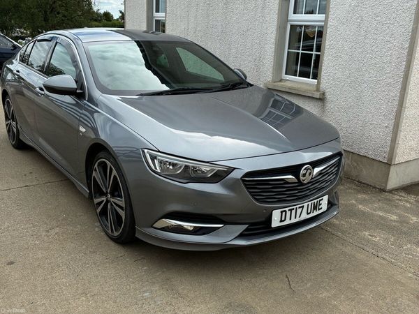 Vauxhall Insignia Hatchback, Diesel, 2017, Grey