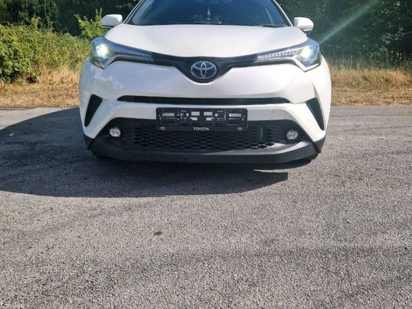 Toyota C-HR Hatchback, Petrol Hybrid, 2019, White
