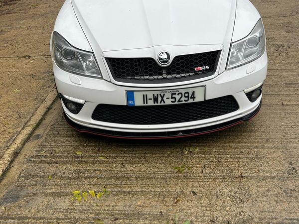 Skoda Octavia Hatchback, Diesel, 2011, White