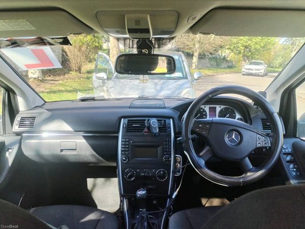 Mercedes-Benz B-Class MPV, Diesel, 2009, Silver
