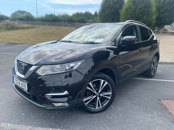 Nissan Qashqai SUV, Diesel, 2017, Black