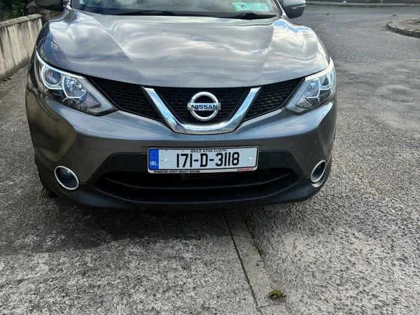 Nissan Qashqai SUV, Petrol, 2017, Grey