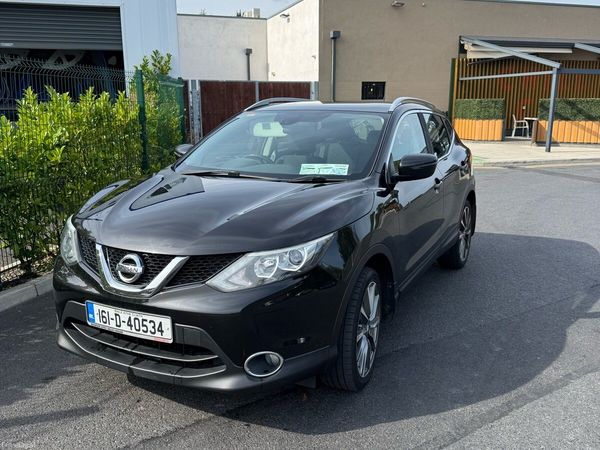 Nissan Qashqai Hatchback, Diesel, 2016, Black